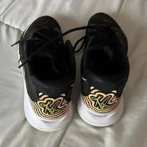 Nike | Shoes | Nike Kyrie 7 Brainstorm Mens Size 5 | Poshmark display picture 1